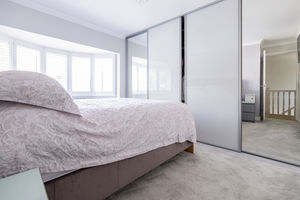 Bedroom- click for photo gallery